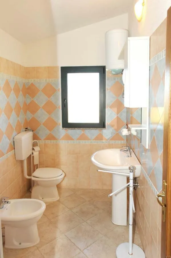 Via Costantino Apartamento Budoni 0*,